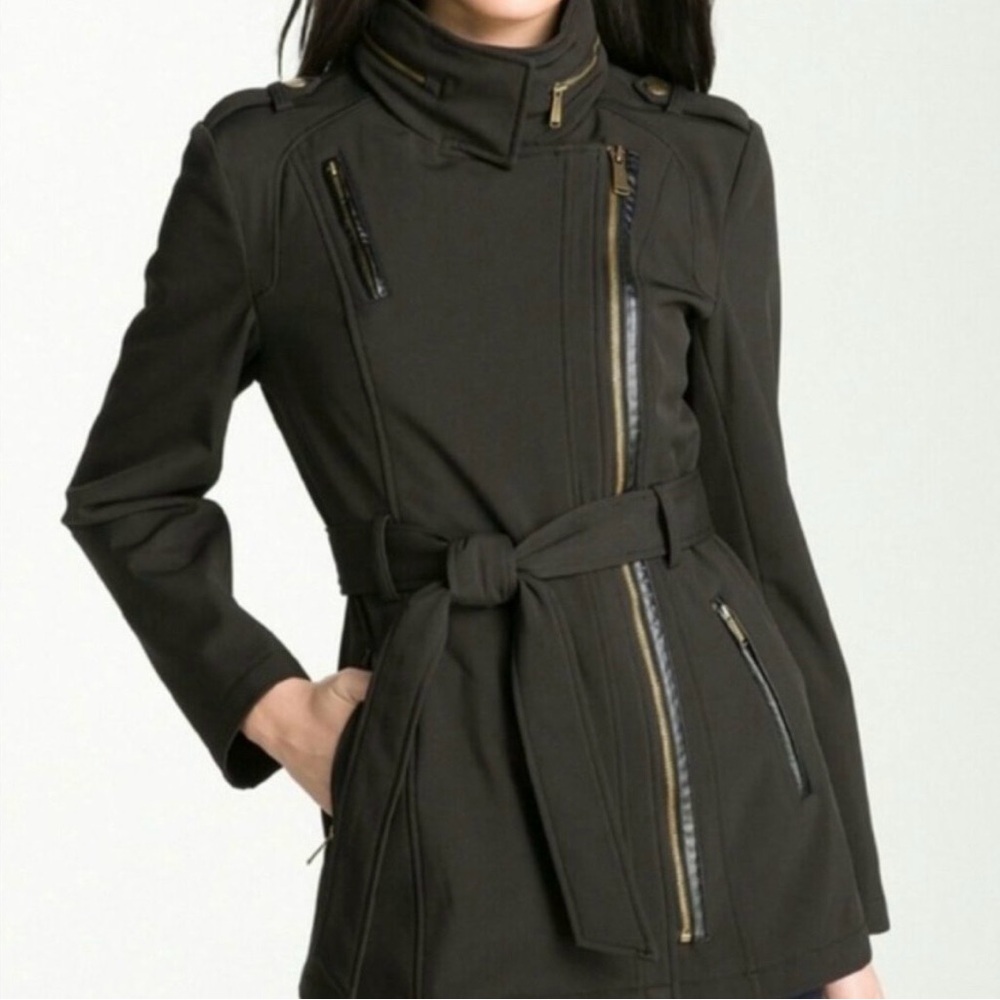 Michael Kors Black Asymmetrical Zip Trench Coat. Women’s Size Medium. - Picture 2 of 16